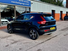 Volvo XC40 1.5 XC40 Inscription Pro T3 Auto 5dr 9