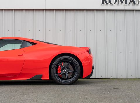 Ferrari 458 Speciale 24