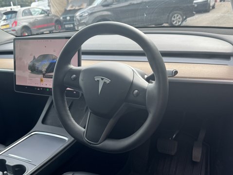 Tesla Model Y Model Y Long Range Awd 11