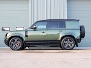 Land Rover Defender 110 2026    HARD TOP X-DYNAMIC 350 HSE seeker styled genuine rear seat fitted 8