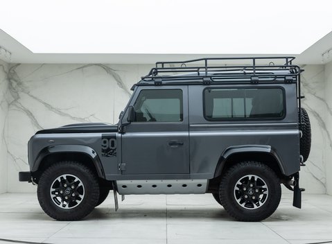 Land Rover Defender 90 ADVENTURE 5