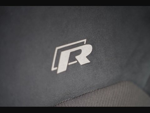 Volkswagen Golf 2.0 TSI R DSG 4Motion Euro 6 (s/s) 5dr 23