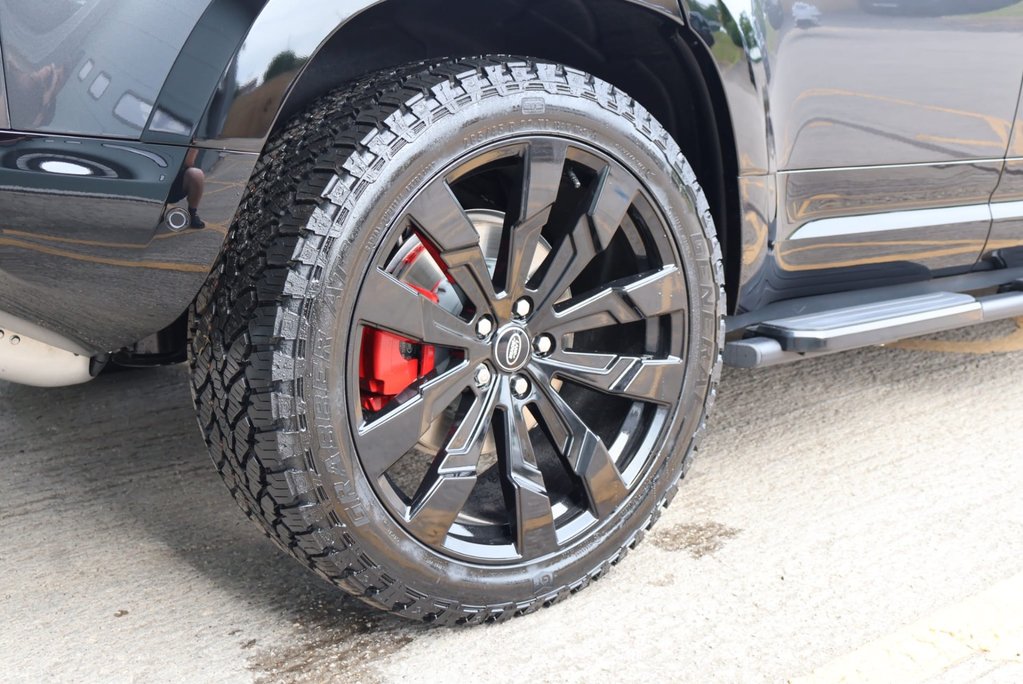 Land Rover Defender 110 2026 HARD TOP X-DYNAMIC HSE styled by SEEKER  with SVR SEAT CONVERSION 11