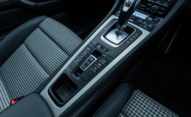 Porsche 911 50th Anniversary Edition 27