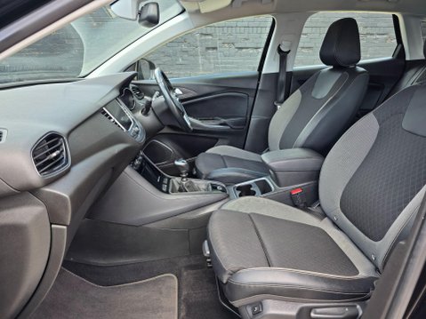 Vauxhall Grandland X 1.5 Turbo D BlueInjection Sport Nav Euro 6 (s/s) 5dr 39