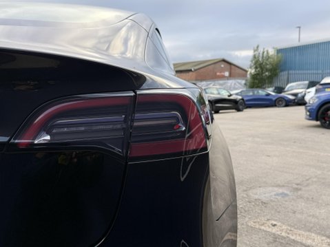 Tesla Model 3 Long Range Saloon 4dr Electric Auto RWD (282 ps) 19