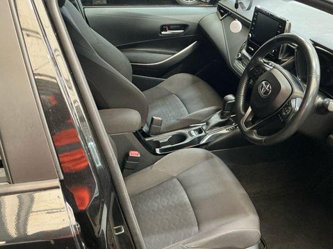 Toyota Corolla 1.8 VVT-h Icon Tech Touring Sports CVT Euro 6 (s/s) 5dr 2