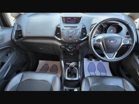 Ford Ecosport TITANIUM 12