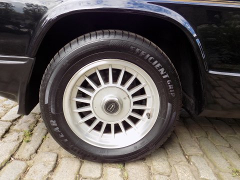 Reliant Scimitar GTE SE6a 45
