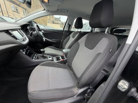 Vauxhall Grandland X SE PREMIUM 14
