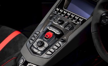 Lamborghini Aventador SV LP750-4 Roadster 19