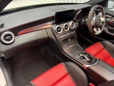 Mercedes-Benz C Class 4.0 C63 V8 BiTurbo AMG S (Premium Plus) Estate 5dr Petrol SpdS MCT Euro 6 ( 34