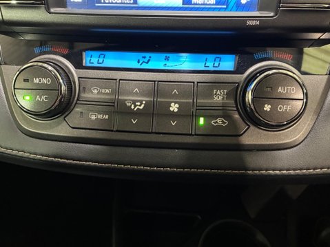 Toyota Rav4 2.0 D-4D Icon 4WD Euro 5 (s/s) 5dr 37