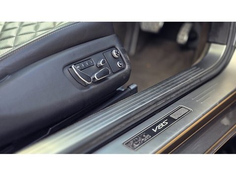 Bentley Continental V8 GT S 29
