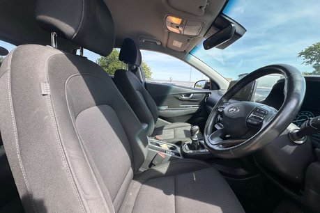 Hyundai KONA 1.0 T-GDi MHEV Premium SUV 5dr Petrol Hybrid Manual Euro 6 (s/s) (120 ps) 15