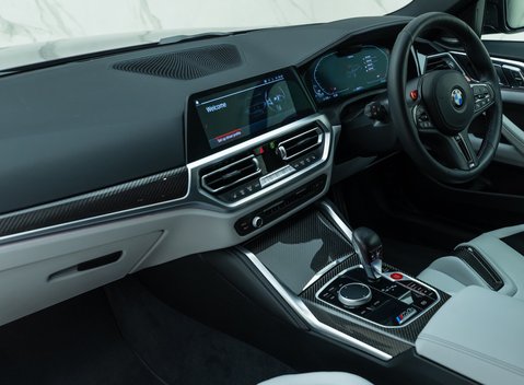 BMW M4 COMPETITION 20