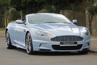 Aston Martin DBS Volante