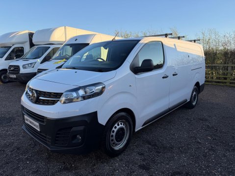 Vauxhall Vivaro 1.5 Turbo D 2900 Dynamic L2 H1 Euro 6 (s/s) 6dr 4