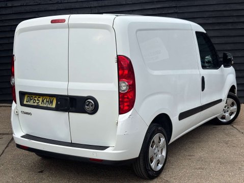 Vauxhall Combo 1.2 Combo 2000 L1H1 CDTi Sportive 26