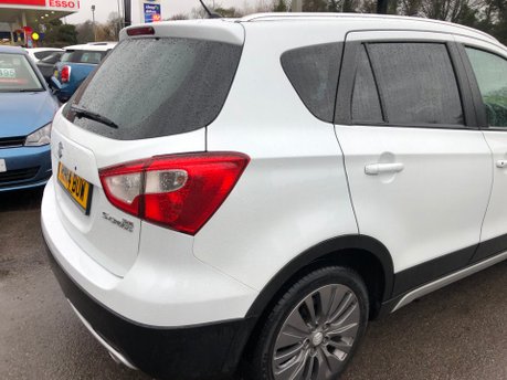 Suzuki SX4 S-Cross SZ4 1.6 petrol manual £165 tax, ULEZ compliant, service history 18