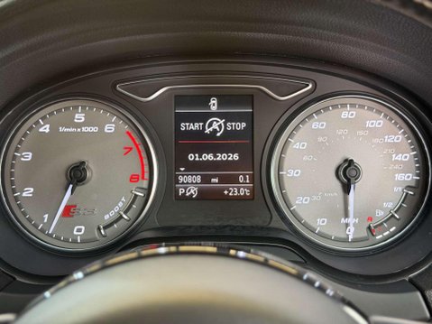 Audi S3 2.0 TFSI Hatchback 3dr Petrol S Tronic quattro Euro 6 (s/s) (300 ps) 33