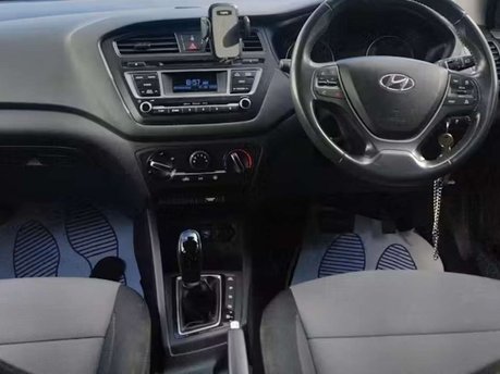 Hyundai i20 1.4 SE Hatchback 5dr Petrol Auto Euro 6 (100 ps) 7