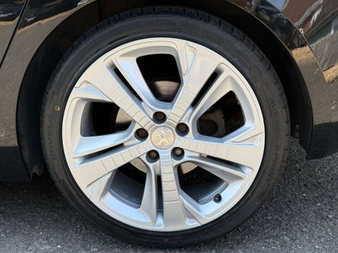 Peugeot 308 2.0 BlueHDi GT Hatchback 5dr Diesel EAT Euro 6 (s/s) (180 ps) 46