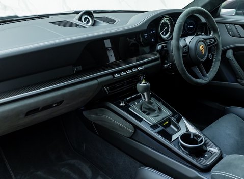 Porsche 911 GT3 (992) 16