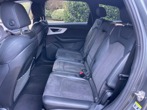 Audi Q7 3.0 TFSIe V6 55 S line SUV 5dr Petrol Plug-in Hybrid Tiptronic quattro Euro 92