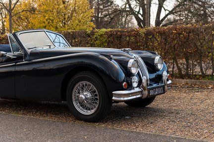 Jaguar XK 140 Drop-Head Coupe 17