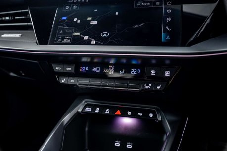 Audi RS3 2.5 TFSI Carbon Vorsprung Saloon 4dr Petrol S Tronic quattro Euro 6 (s/s) ( 28