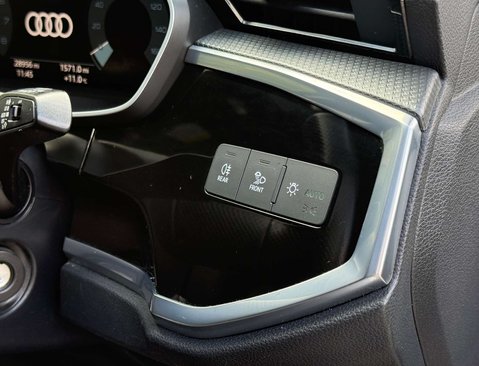 Audi Q3 1.5 TFSI CoD 35 Black Edition Sportback 5dr Petrol Manual Euro 6 (s/s) (150 25