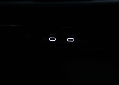 Volkswagen Golf 1.0 eTSI MHEV Life Hatchback 5dr Petrol Hybrid DSG Euro 6 (s/s) (110 ps) 33