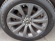 Land Rover Range Rover Velar 2.0 Range Rover Velar R-Dynamic SE D180 Auto 4WD 5dr 31