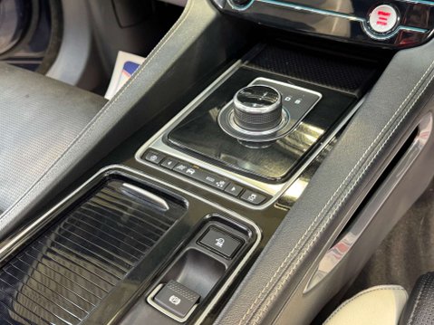 Jaguar F-Pace 3.0 F-PACE V6 S AWD D Auto 4WD 5dr 56