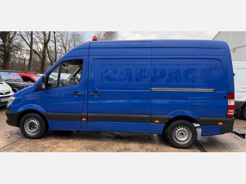 Mercedes-Benz Sprinter 2.1 211 CDi Panel Van 5dr Diesel Manual RWD L2 H3 (234 g/km, 112 bhp) 21