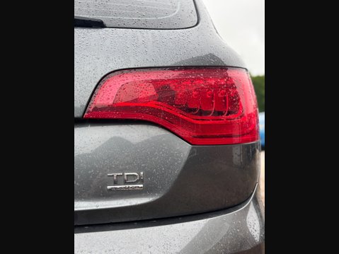 Audi Q7 3.0 TDI V6 S line Tiptronic quattro Euro 5 5dr 12