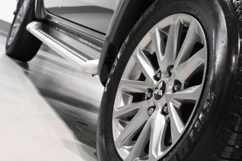 Mitsubishi L200 DI-D 4WD WARRIOR DCB 9