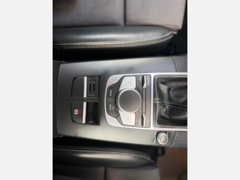 Audi A3 1.6 TDI Black Edition Sportback Euro 6 (s/s) 5dr 17