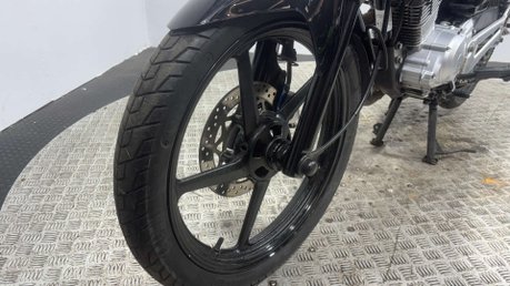 Yamaha YBR 125 2016 ONLY 6K GOOD LOOKING PROJECT BIKE SPARES OR REPAIR 125CC LEARNER 21