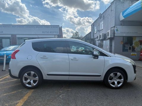 Peugeot 3008 1.6 HDi Envy SUV 5dr Diesel Manual Euro 5 (112 ps) 4