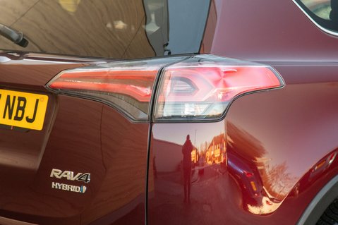 Toyota Rav 4 VVT-I ICON AWD TSS 9