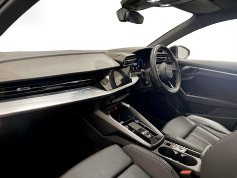 Audi A3 1.4 TFSIe 40 S line Sportback 5dr Petrol Plug-in Hybrid S Tronic Euro 6 (s/ 15