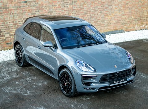 Porsche Macan GTS 34