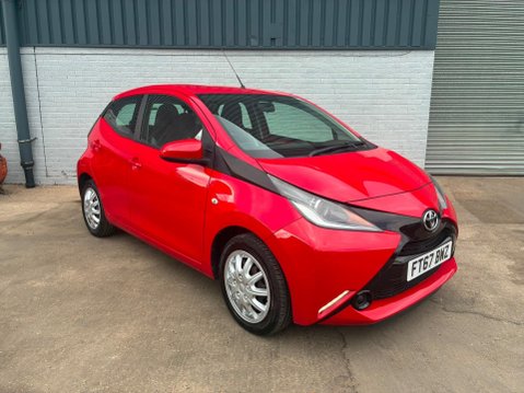 Toyota Aygo 1.0 VVT-i x-play Euro 6 5dr 1