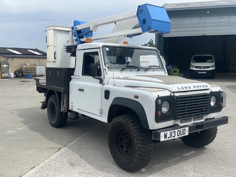 Land Rover Defender 110 TD C/C CHERRY PICKER 3