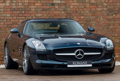 Mercedes-Benz SLS AMG