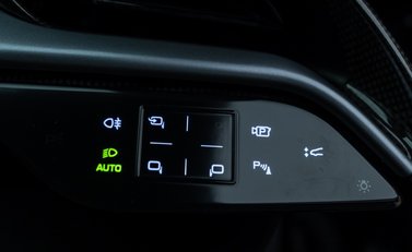 Ferrari SF90 Stradale 22