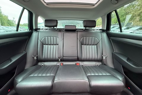 Skoda Superb SE L EXECUTIVE TDI - PANORAMIC SUNROOF  21