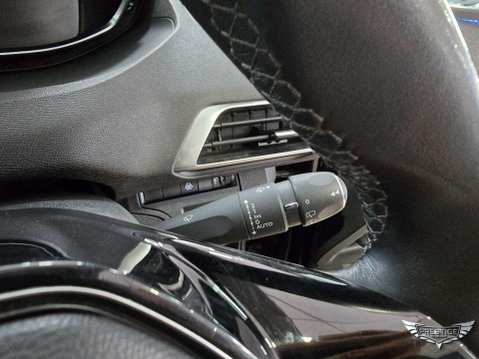 Peugeot 3008 1.5 BlueHDi Allure Premium Euro 6 (s/s) 5dr 61